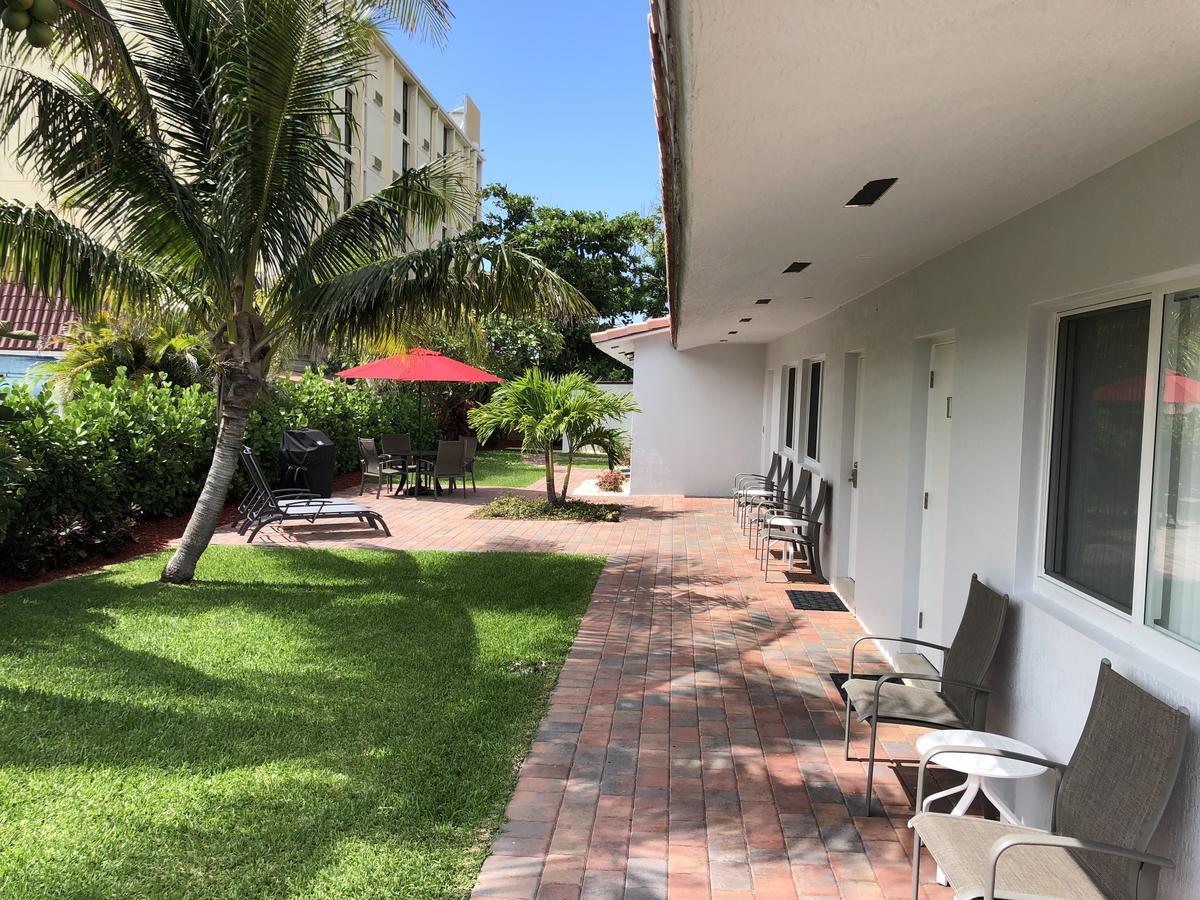 Elizabeth House Inn Deerfield Beach Exterior foto